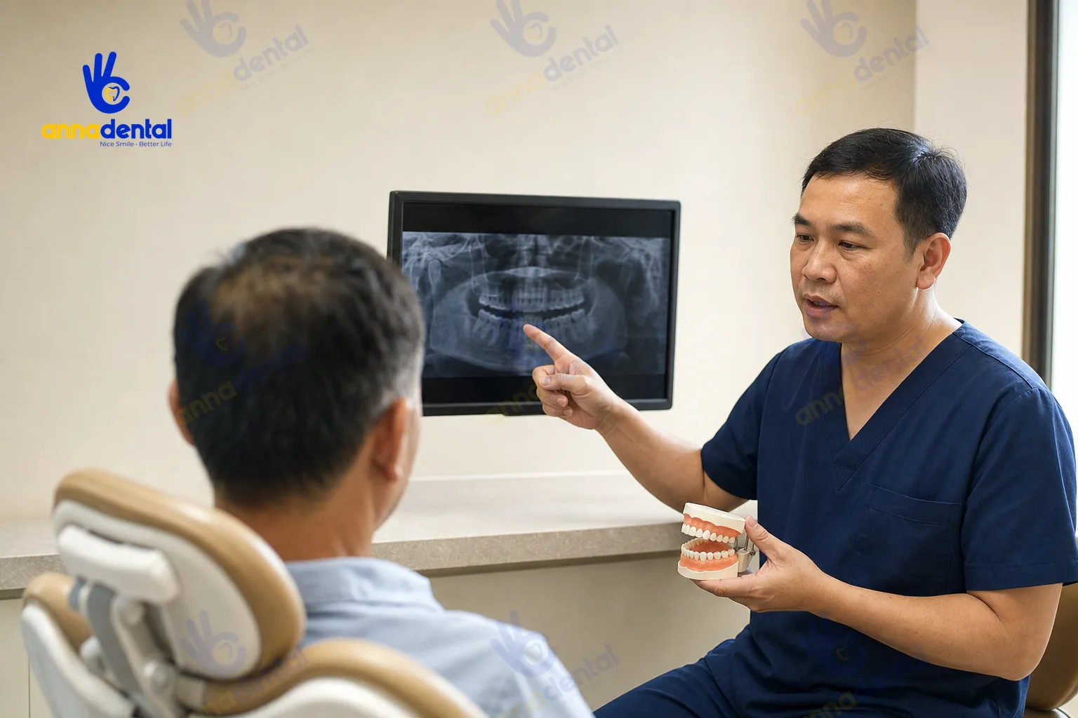 Bác sĩ Implant tư vấn đánh giá sức khỏe tổng quát trước ghép xương